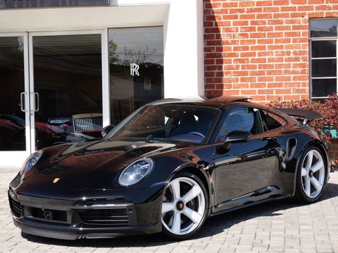 Used 2025 Porsche 911 Turbo AWD/4WD image 3