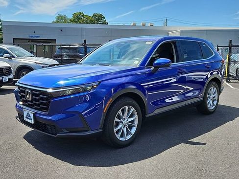 Used 2024 Honda CR-V EX image 3