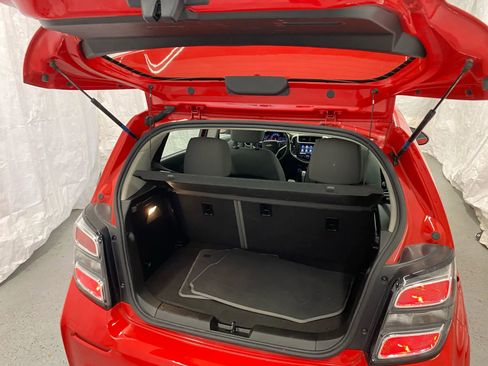 Used 2020 Chevrolet Sonic LT image 20