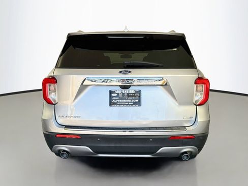 Used 2020 Ford Explorer Limited AWD/4WD image 6