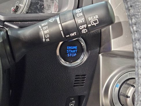 Certified 2024 Toyota 4Runner Limited AWD/4WD image 35