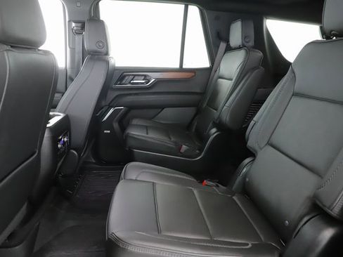 Used 2025 GMC Yukon Denali image 29