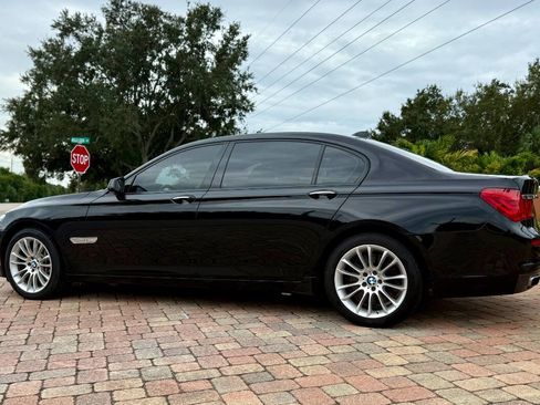 Used 2012 BMW 750Li image 4