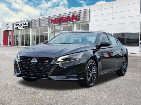 New 2025 Nissan Altima 2.5 SR w/ SR Premium Package image 3