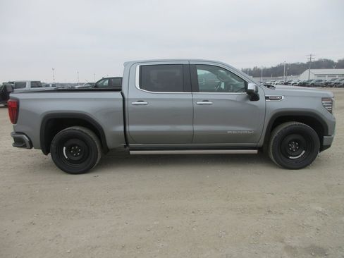 New 2026 GMC Sierra 1500 Denali w/ Denali Reserve Package image 3