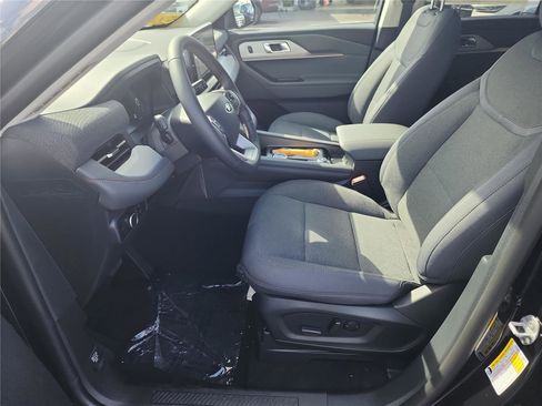 New 2026 Ford Explorer Active image 12