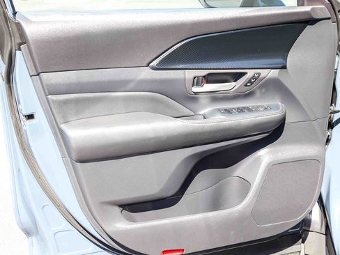 Certified 2026 Toyota Grand Highlander AWD Hybrid image 27