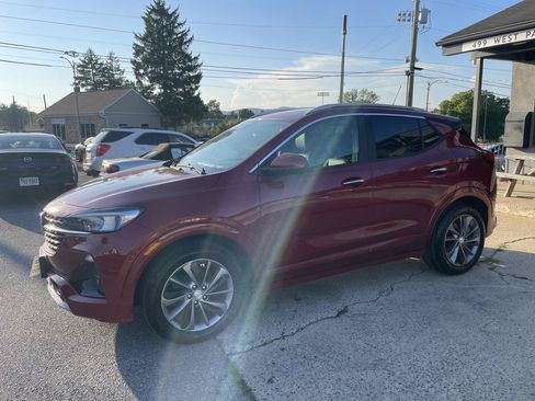 Used 2021 Buick Encore GX Select w/ Sport Touring Package FWD image 6