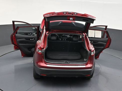 Used 2022 Nissan Rogue Sport SL w/ Premium Package FWD image 33