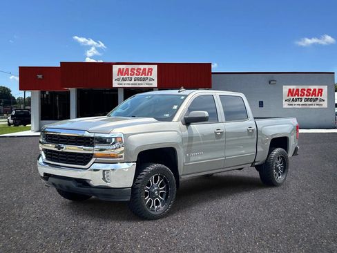 Used 2017 Chevrolet Silverado 1500 LT w/ All Star Edition AWD/4WD image 1