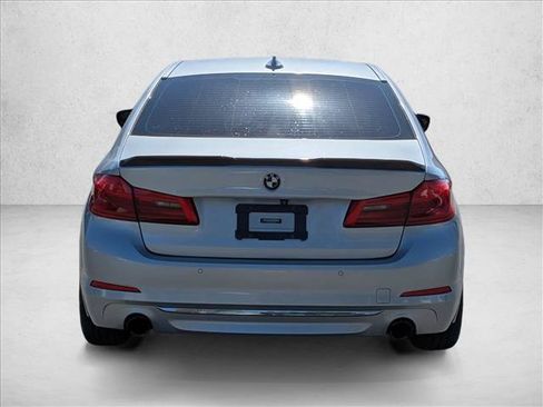 Used 2018 BMW 530i RWD image 6