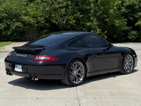 Used 2006 Porsche 911 Carrera S RWD image 3