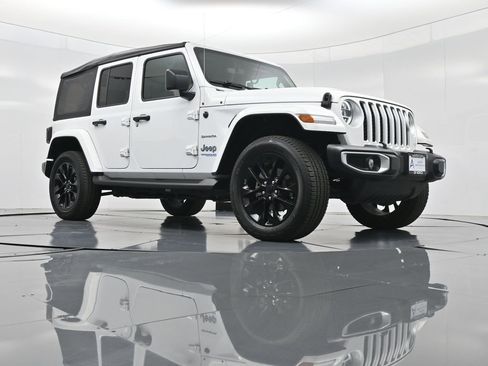 Used 2021 Jeep Wrangler Unlimited Sahara w/ Cold Weather Group image 49