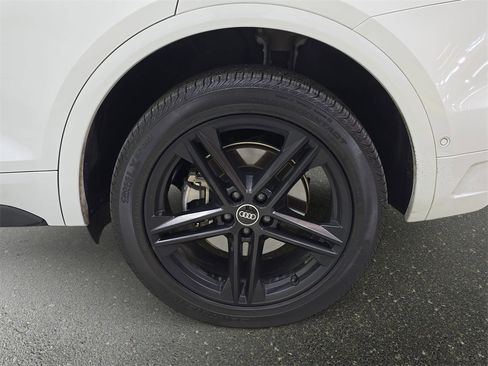Used 2023 Audi Q5 e Prestige image 36