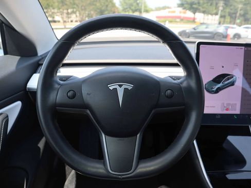Used 2018 Tesla Model 3 Long Range AWD/4WD image 16