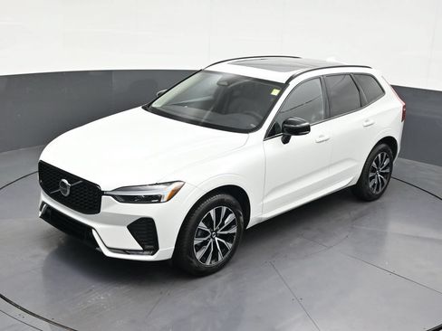 Certified 2024 Volvo XC60 B5 Core AWD/4WD image 12