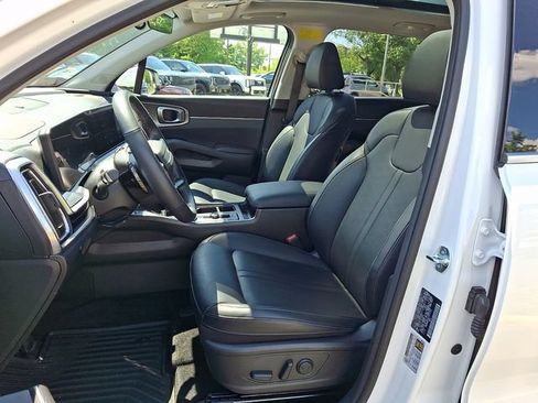 Certified 2026 Kia Sorento EX w/ EX Premium Package AWD/4WD image 13