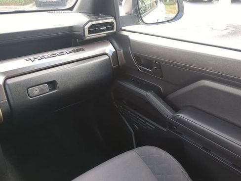 Used 2024 Toyota Tacoma SR5 image 17