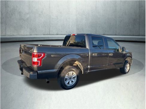 Used 2019 Ford F150 XLT image 9