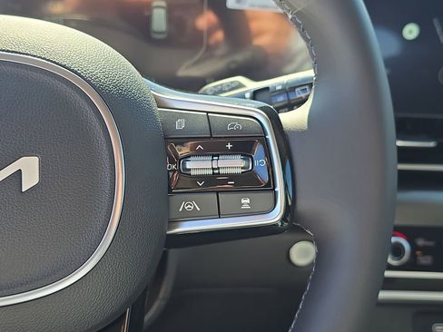New 2026 Kia Carnival SX Prestige FWD image 32