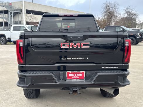 Used 2024 GMC Sierra 2500 Denali w/ Denali Reserve Package image 11