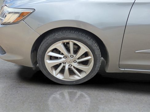 Used 2017 Acura ILX image 19