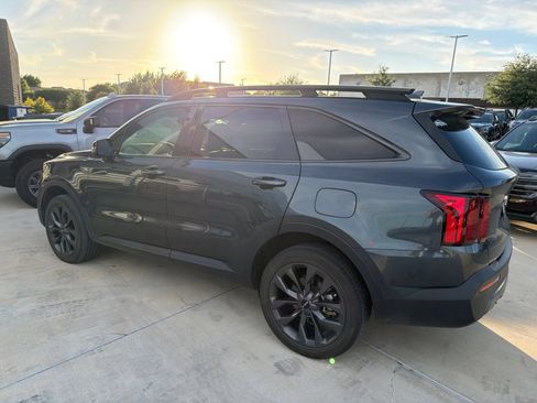 Used 2023 Kia Sorento X-Line EX AWD/4WD image 4