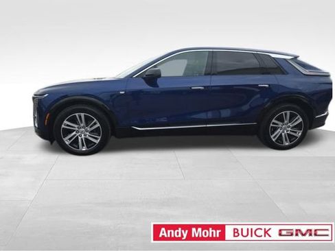 Used 2024 Cadillac Lyriq Tech w/ LPO, Floor Liner Package AWD/4WD image 11