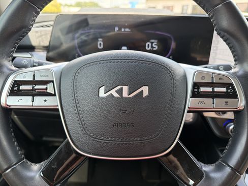 Used 2023 Kia Telluride S AWD/4WD image 12