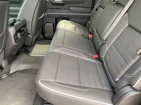 Used 2024 GMC Sierra 1500 AT4X image 21