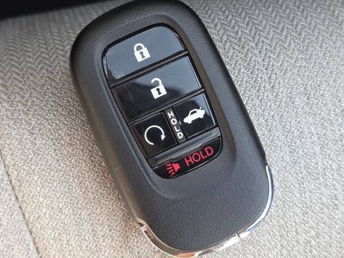 Certified 2025 Honda Accord LX image 33