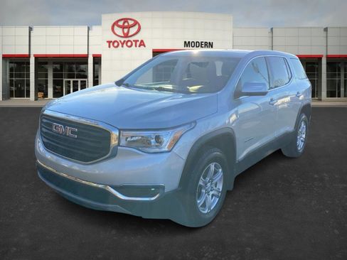 Used 2019 GMC Acadia SLE image 1