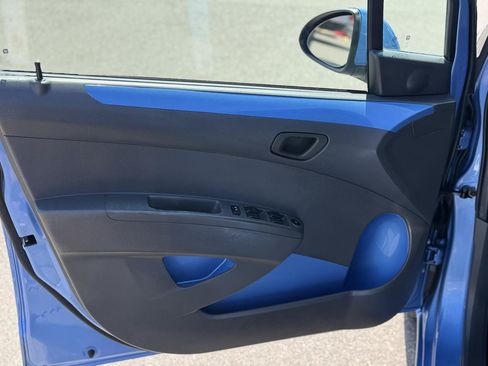 Used 2014 Chevrolet Spark LT FWD image 8