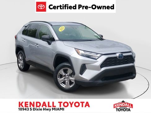 Used 2023 Toyota RAV4 LE image 1