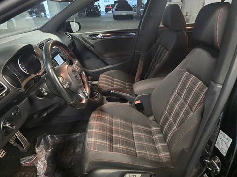 Used 2012 Volkswagen GTI PZEV image 23