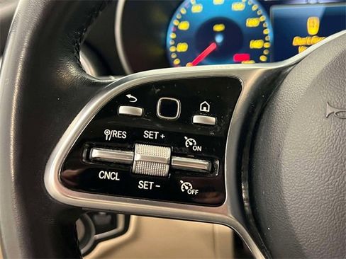 Certified 2022 Mercedes-Benz GLC 300 4MATIC image 21