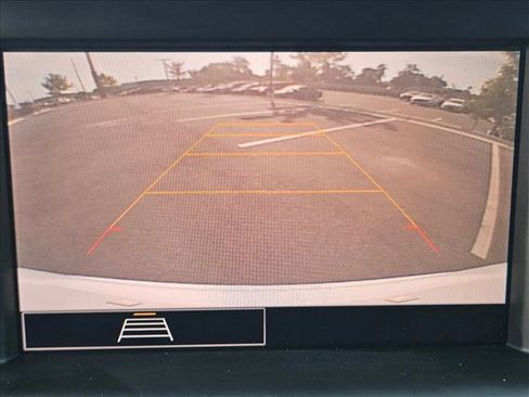 Used 2022 GMC Terrain SLE FWD image 13