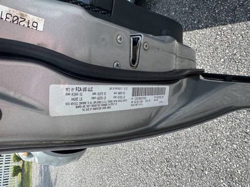 Used 2015 Dodge Dart SXT image 43