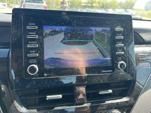 Used 2022 Toyota Camry LE FWD image 8