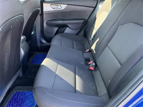 Used 2019 Kia Forte LXS image 17