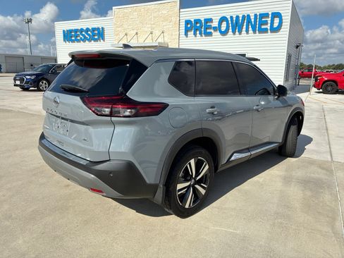 Used 2021 Nissan Rogue SL w/ Premium Package FWD image 7