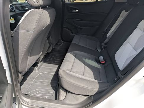 New 2026 Chevrolet Trax LS w/ LS Convenience Package FWD image 23