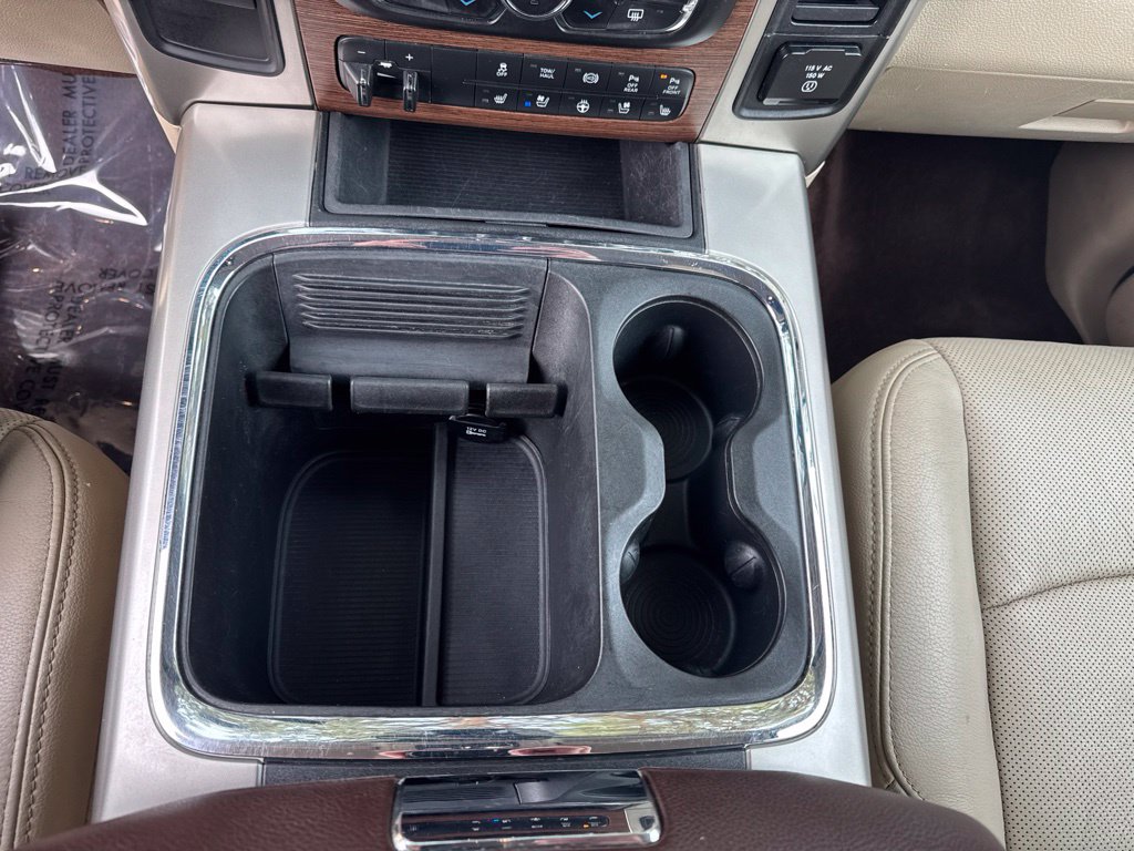 Used 2016 RAM 2500 Laramie w/ Convenience Group AWD/4WD image 11