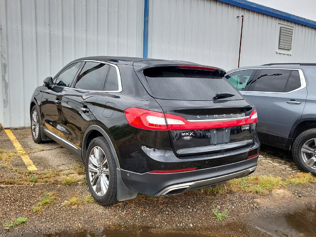 Used 2016 Lincoln MKX Reserve w/ Luxury Package AWD/4WD image 3