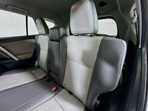 Used 2014 Toyota RAV4 Limited image 24