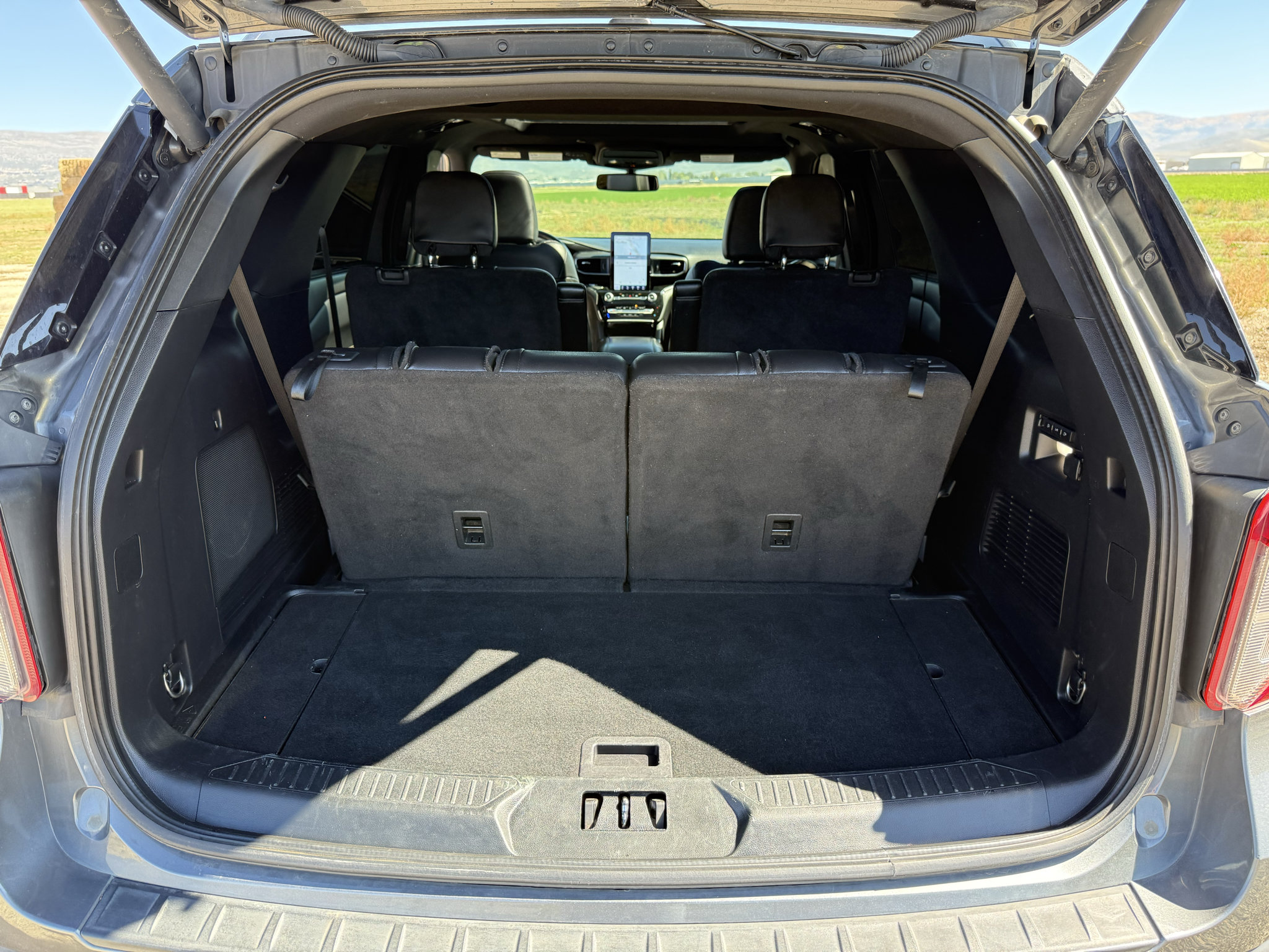 Used 2023 Ford Explorer ST w/ Equipment Group 401A AWD/4WD image 33