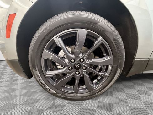 Used 2024 Chevrolet Equinox RS w/ RS Leather Package FWD image 9