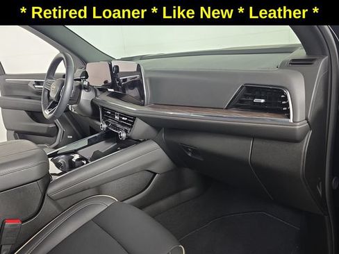 Used 2026 Chevrolet Tahoe Premier RWD image 22