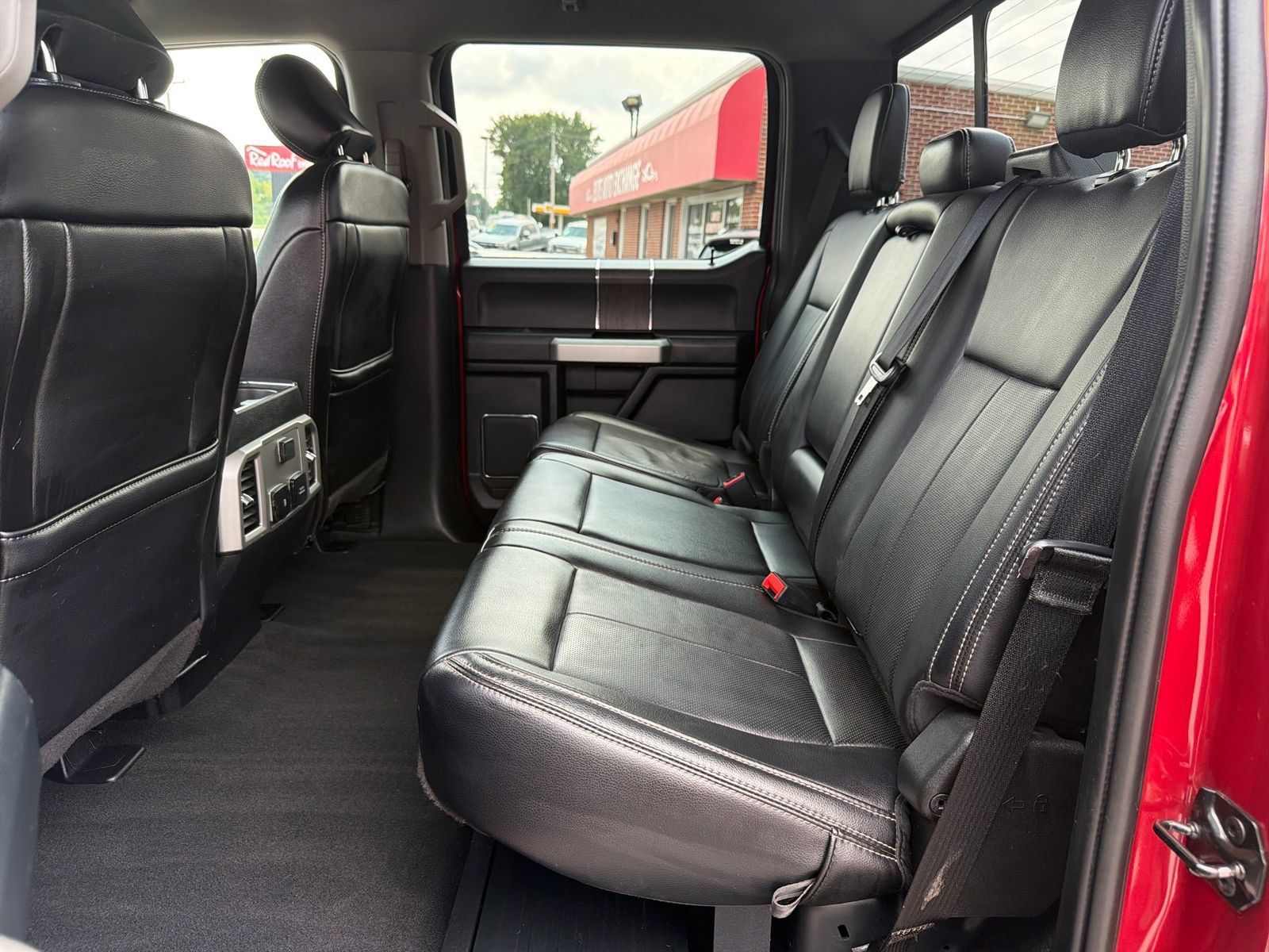 Used 2020 Ford F250 Lariat w/ Chrome Package AWD/4WD image 28