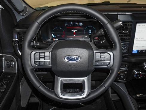 New 2026 Ford F250 Lariat w/ Lariat Premium Package image 27